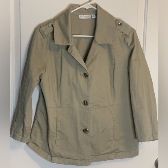 Susan Graver Jackets & Blazers - Susan Graver XL Tan Blazer with silver Buttons, P2P 26, 24” length, Preloved EUC